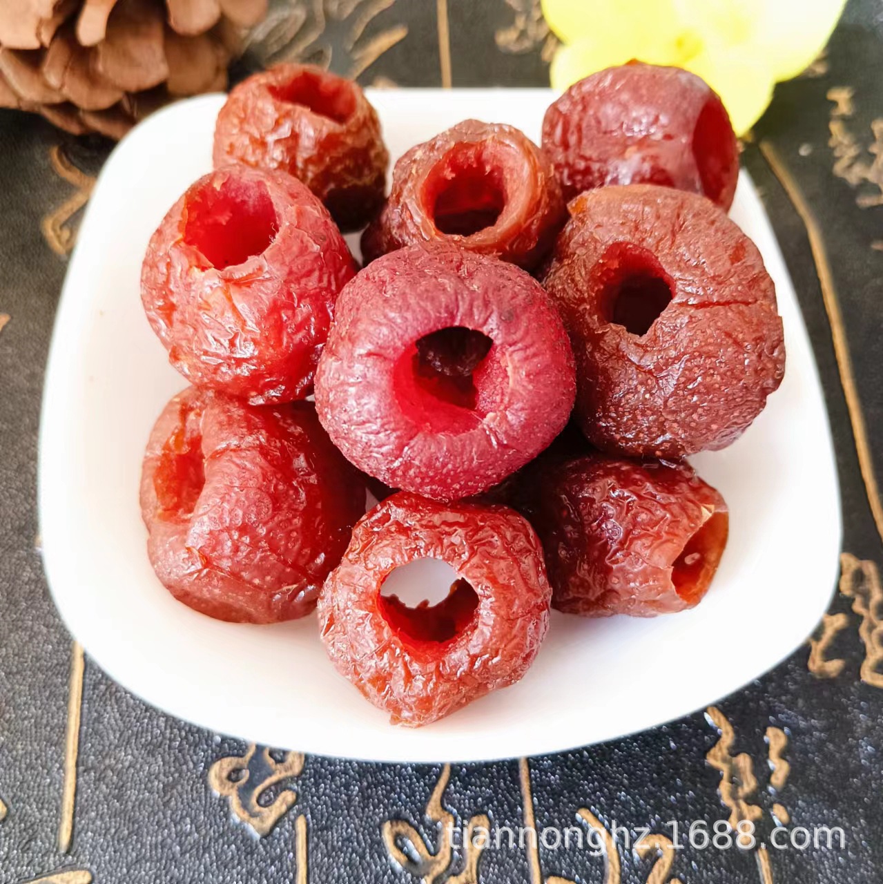 Bulk hollow hawthorn, full box seedless snow peach red hawthorn fruit products, individual packaging hawthorn fruit preservation