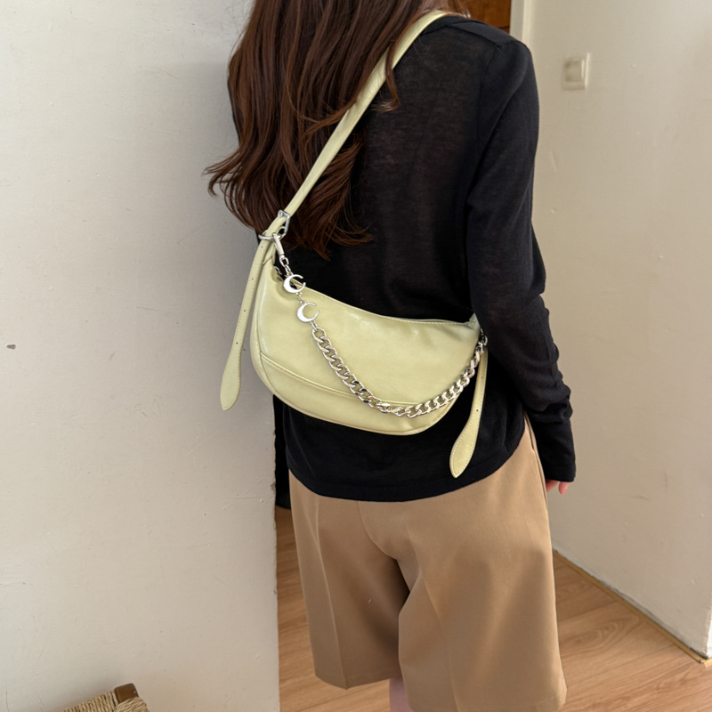 Modelo amarillo pequeño