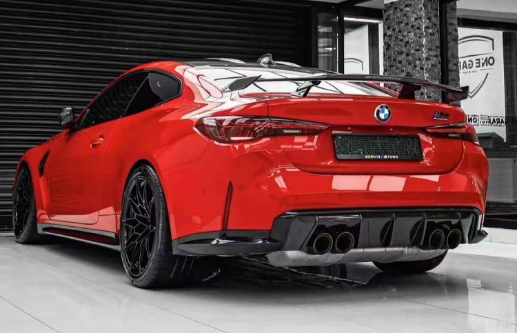Bmw M3 M4 G80 G82 Modified with Dry Carbon Fiber Mp-Style Small Body Kit, Including Front Lip, Grille, and Rear Wing