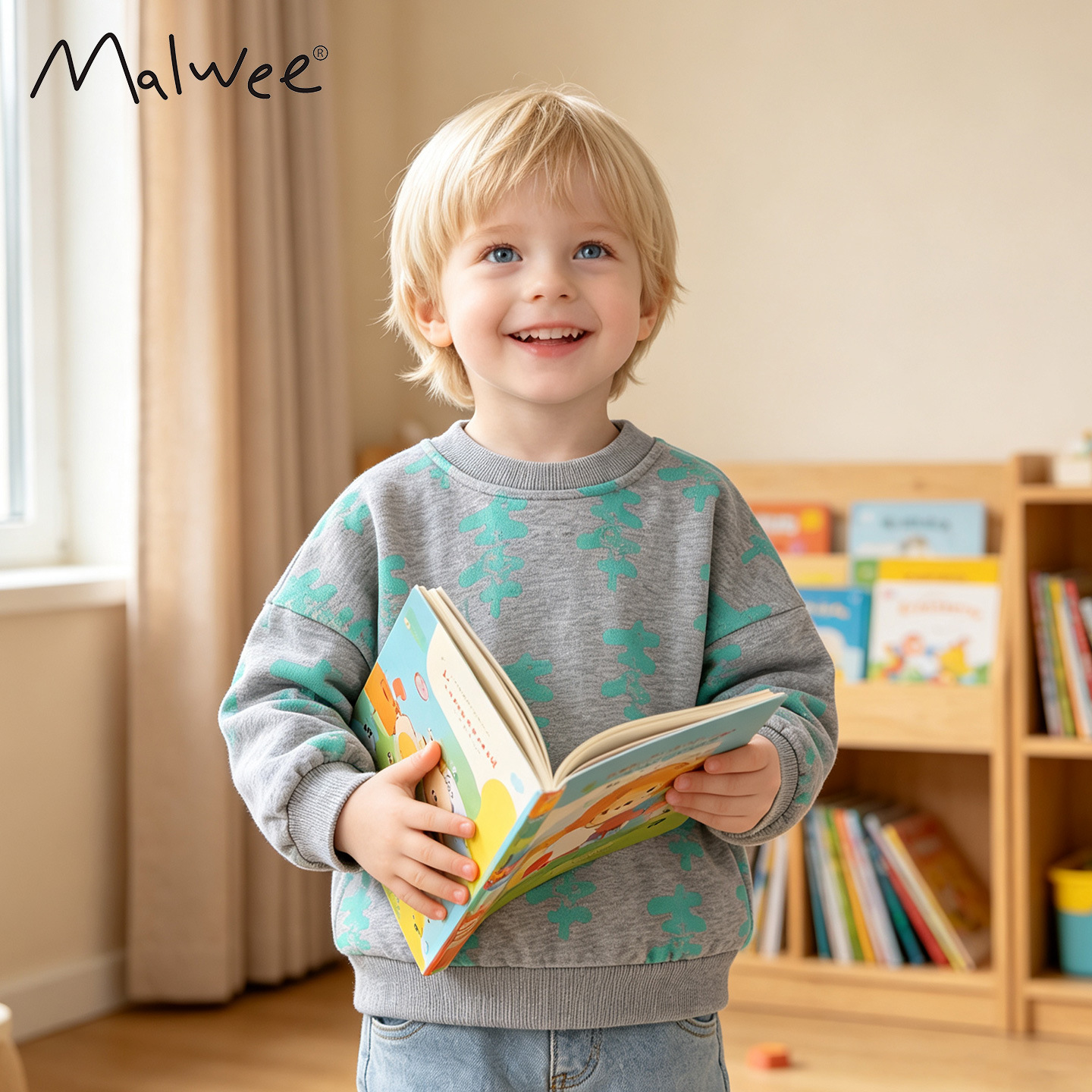 Malwee boys' sweatshirt, new autumn/winter style, European and American style, round neck, casual long-sleeved printed children's clothing top.