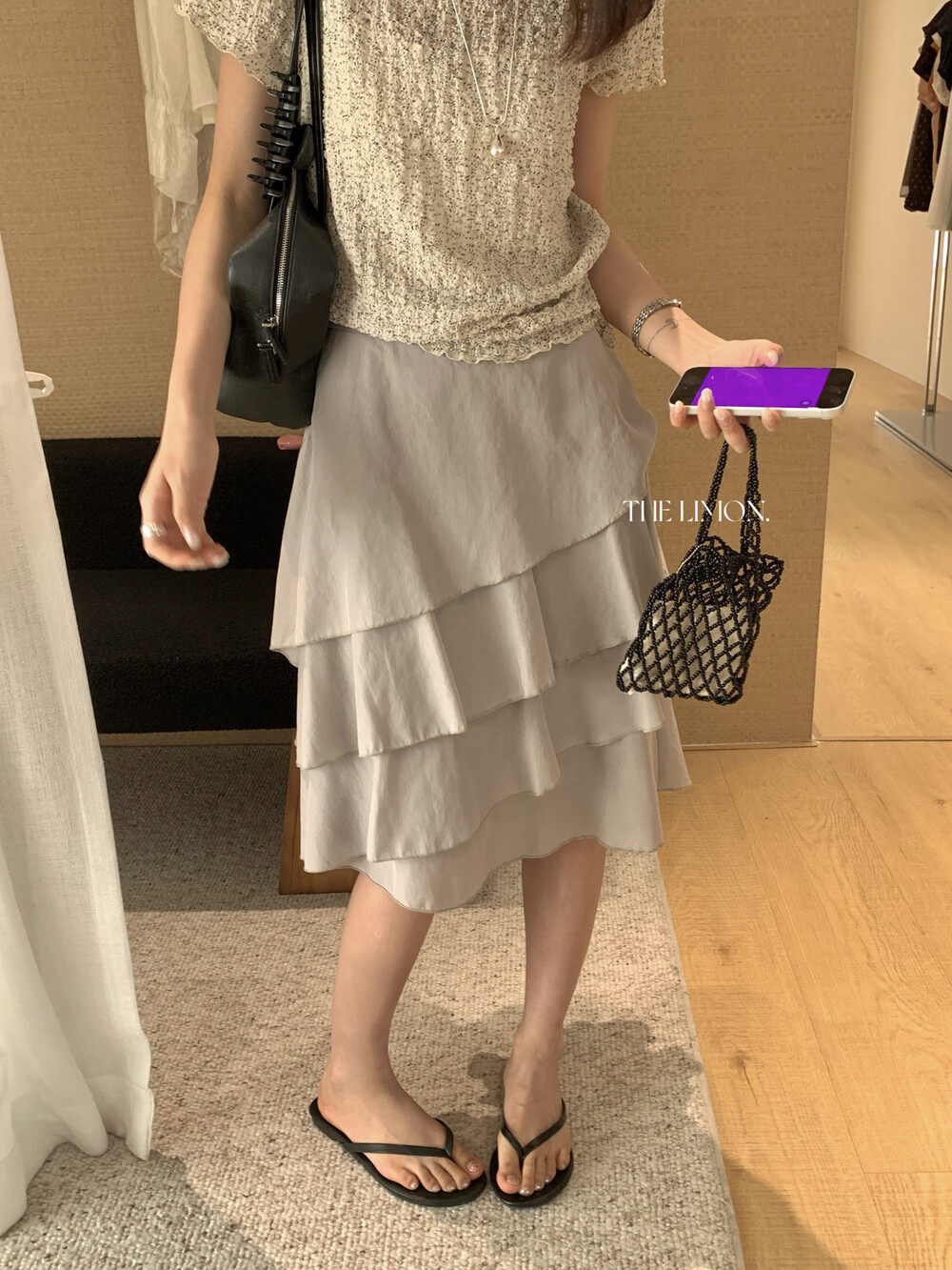 Chân váy midi xếp ly tầng bất đối xứng chất liệu Tencel — màu trắng, Bột cam, màu xám chi tiết 30