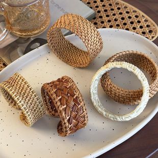 �����L�ֹ������پ��֭hŮ�͹Ų����ׁ����CС���OӋ�Еr�����Ů