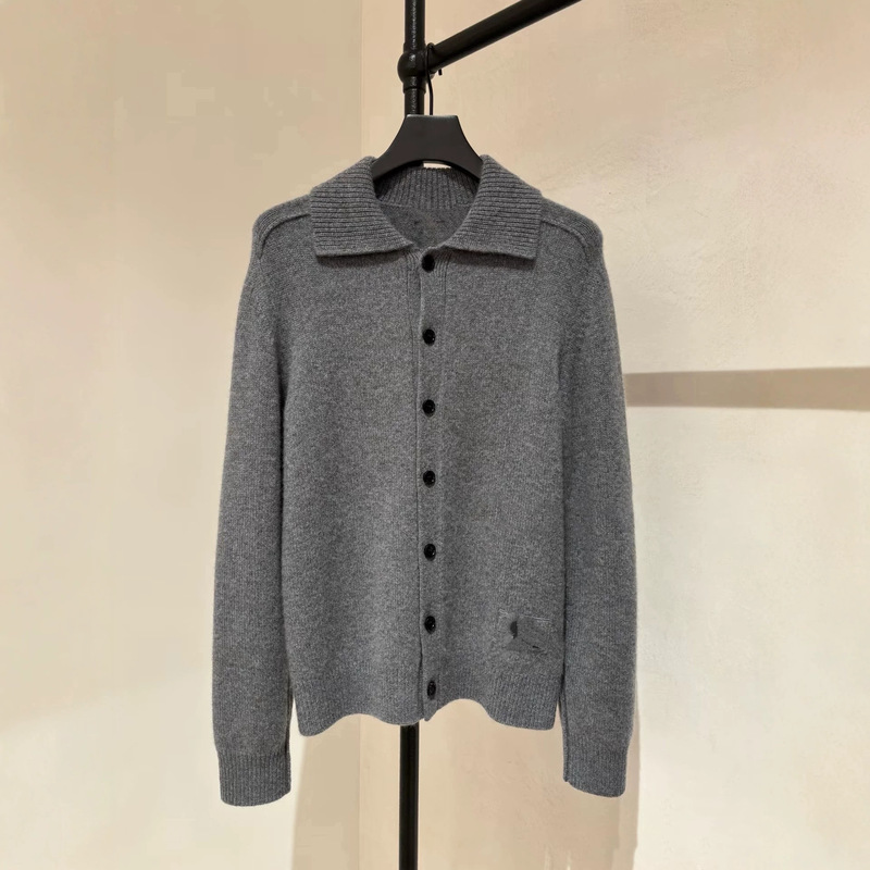 New Spring and Autumn Casual Fashion Men's Knit Jacket with Logo on the Hem New Spring and Autumn Casual Fashion Men's Knit Jacket with Logo on the Hem