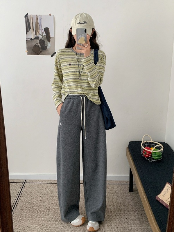 白色阔腿裤休闲裤女秋季新款高级感刺绣遮胯显瘦高腰垂感弯刀裤|undefined