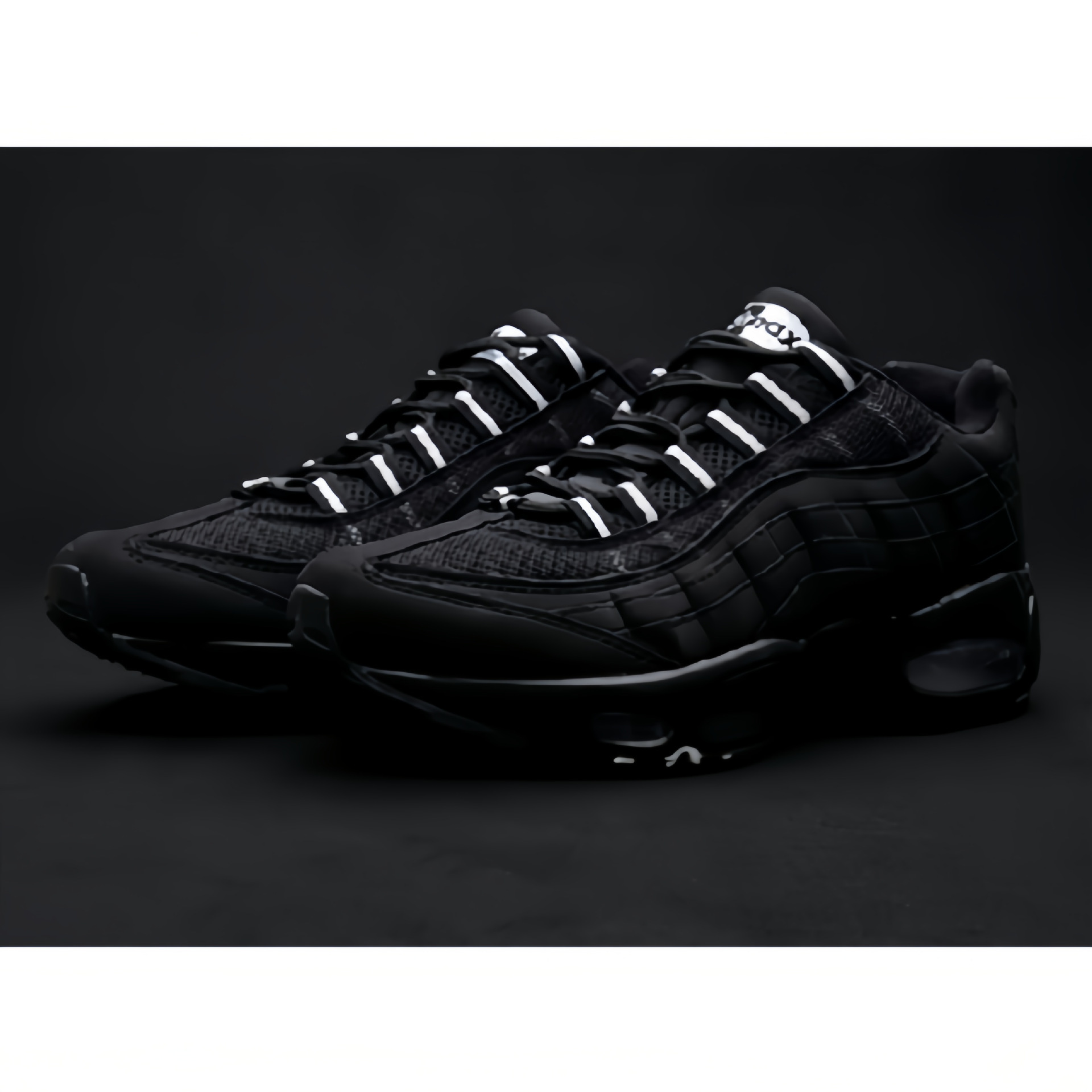 Style 95-36-46--black and white shoelaces