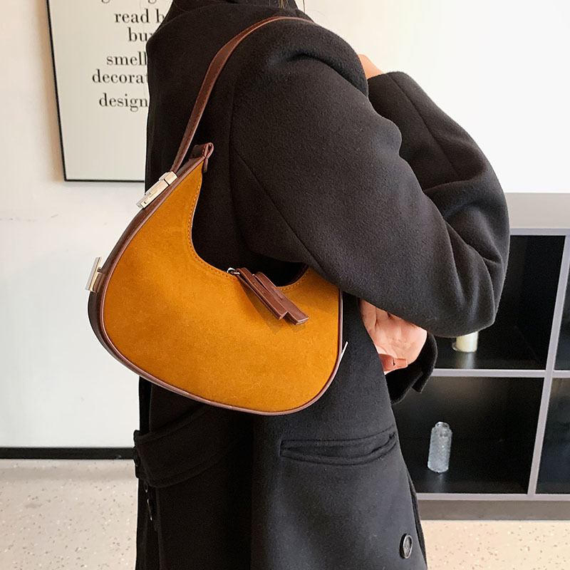 Textura transfronteriza bolso axilar 2025, nuevo bolso de mano retro esmaltado de verano, bolso de hombro simple y universal