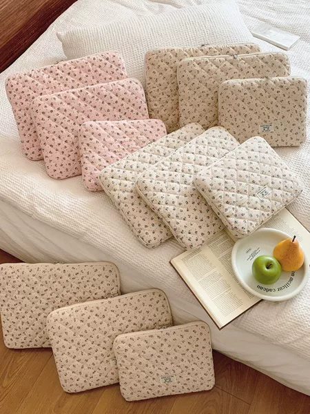 Fresh Quilted Floral Cosmetics Bag, Hand-Held Document Bag, 13inch Laptop Bag, Tablet 11Ipad Inner Bag