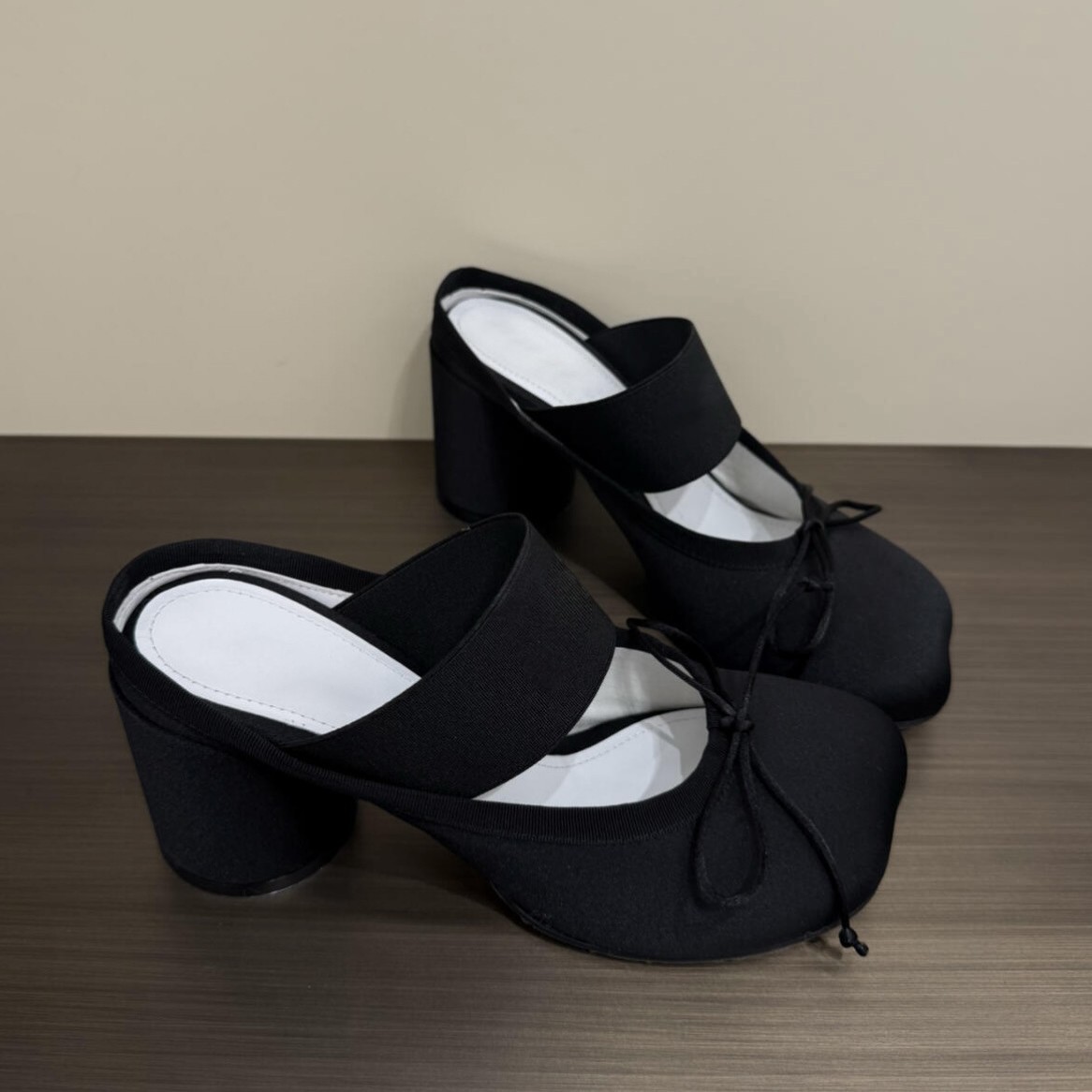 Mary Jane Shoes Women's 2025 Spring and Summer New All-match Chunky Heel Shoes High Heel Baotou Empty Half Slip-on Bow Sandals