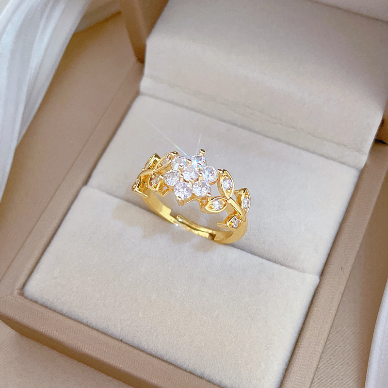 Adjustable Diamond Flower Ring Luxury Designer Jewelry For Couples_voghion.com