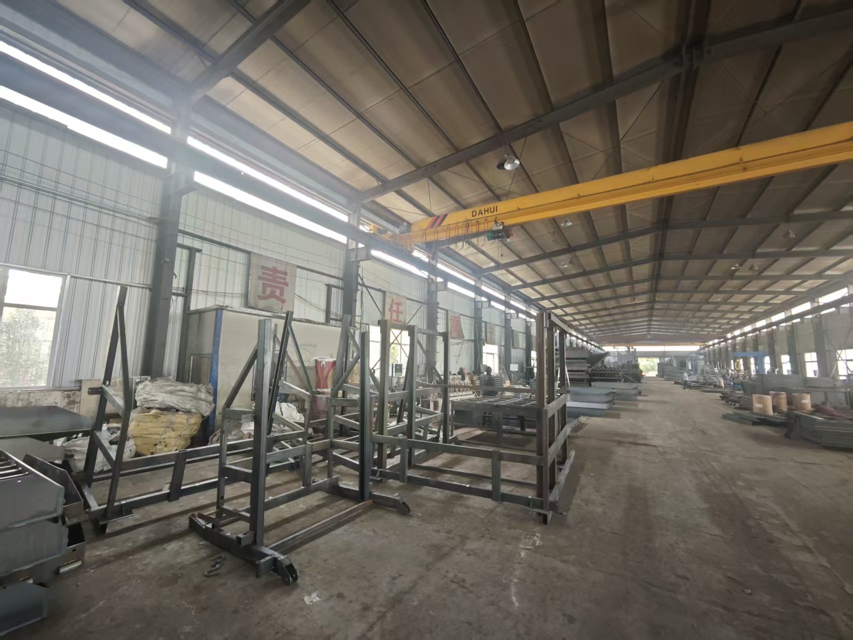 Electric Three-Wheel Scissor Lift Indoor and Outdoor High-Altitude Work Climbing Vehicle Street Light Maintenance Mobile Lifting Platform