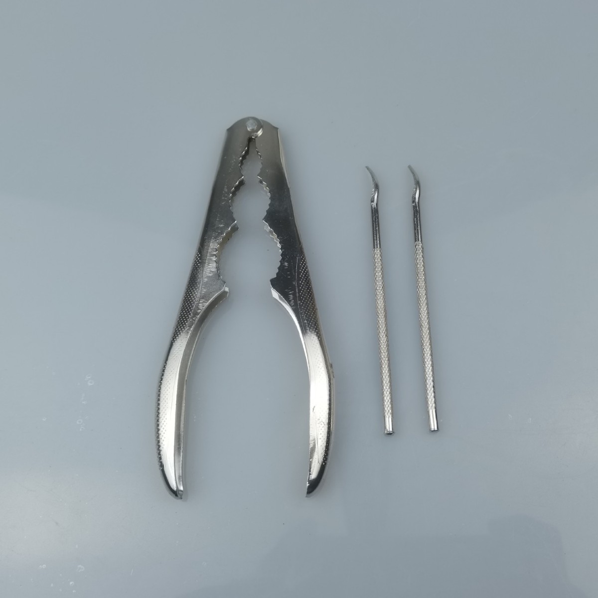 【厂家直销】龙虾螃蟹钳 蟹夹 小坚果夹 海鲜工具 剥壳厨房小工具