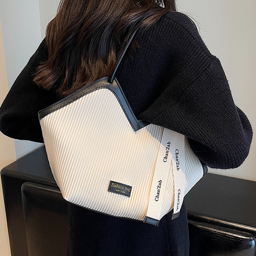 大容量包包女2024新款高级感通勤上班单肩挎包腋下上课托特手提包