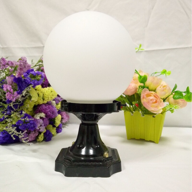 Wall lamp 150MM plastic bulb lampshade with aluminum base acrylic outdoor wall lampshade