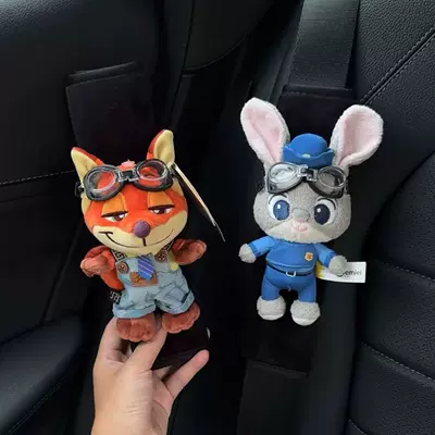 Seatbelt protective cover to prevent wear on clothing, Zootopia Judy and Nick couple set, car interior decoration shoulder pad (Seat belt shoulder pad) - couples-flight-goggles-nick-judy-no-specifications