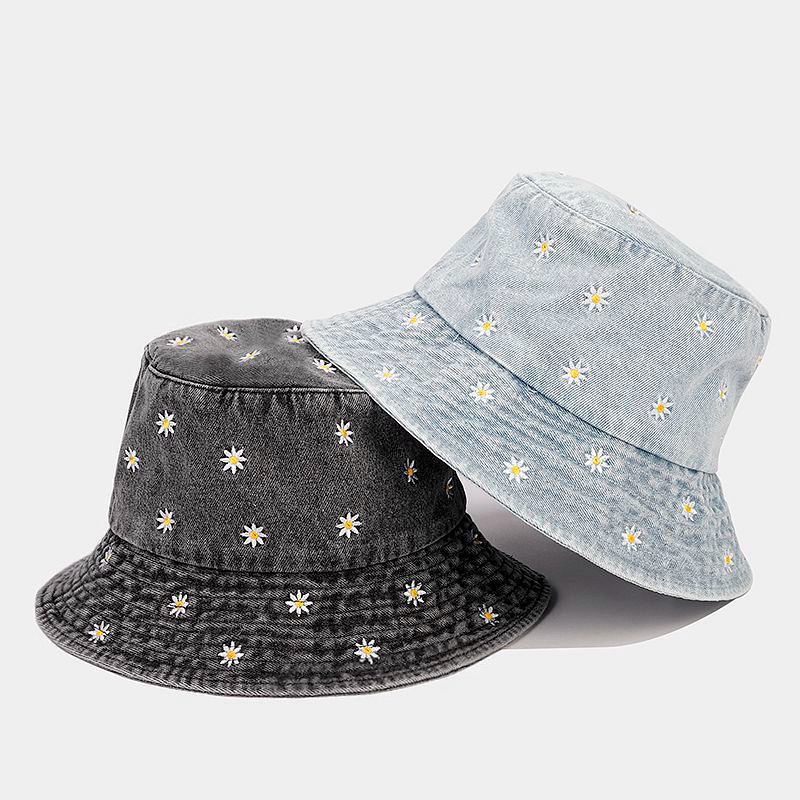 Women's Casual Simple Style Flower Embroidery Curved Eaves Bucket Hat display picture 4