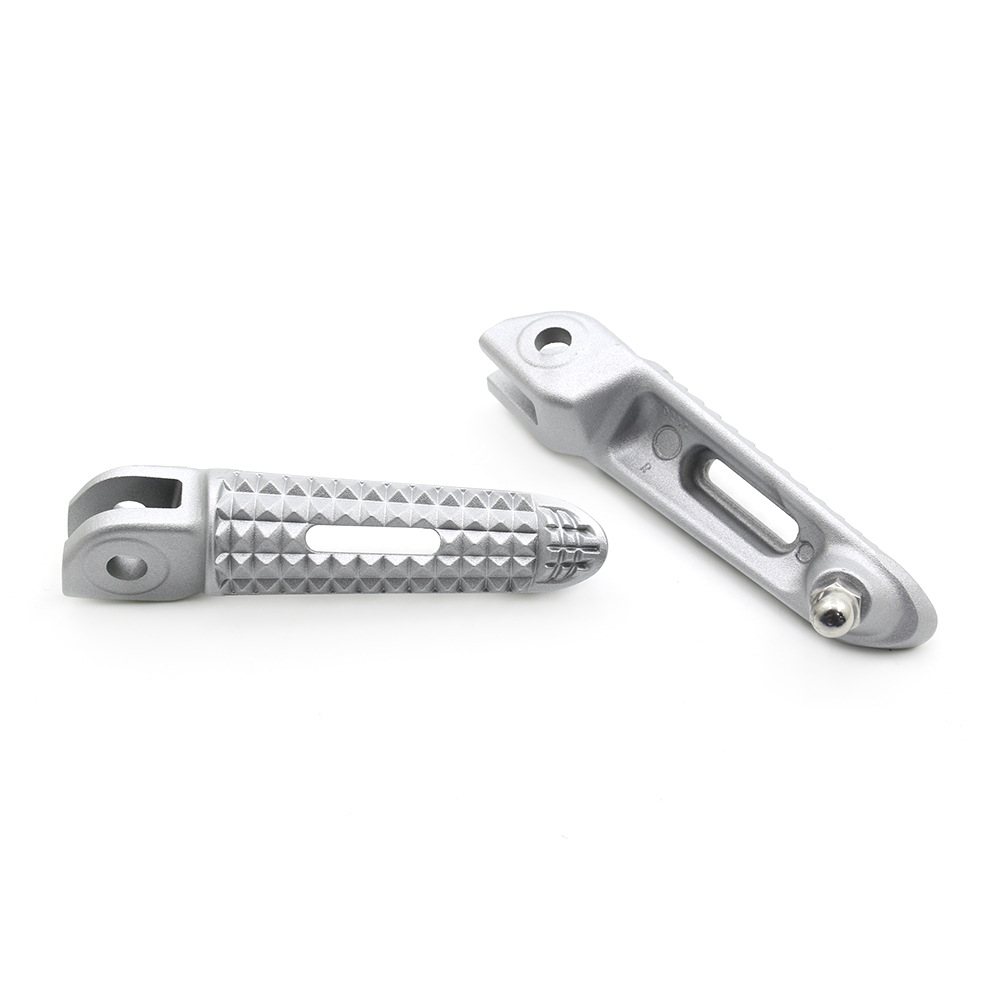 Suitable for Triumph Trident Trident 660 Modified Front Pedals Anti-Slip Front Pedals Accessories