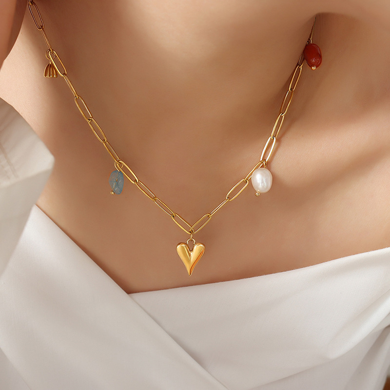 Fashionable creative design universal accessory from pearl