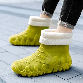 男式雨鞋;塑料拖鞋;女式雨鞋