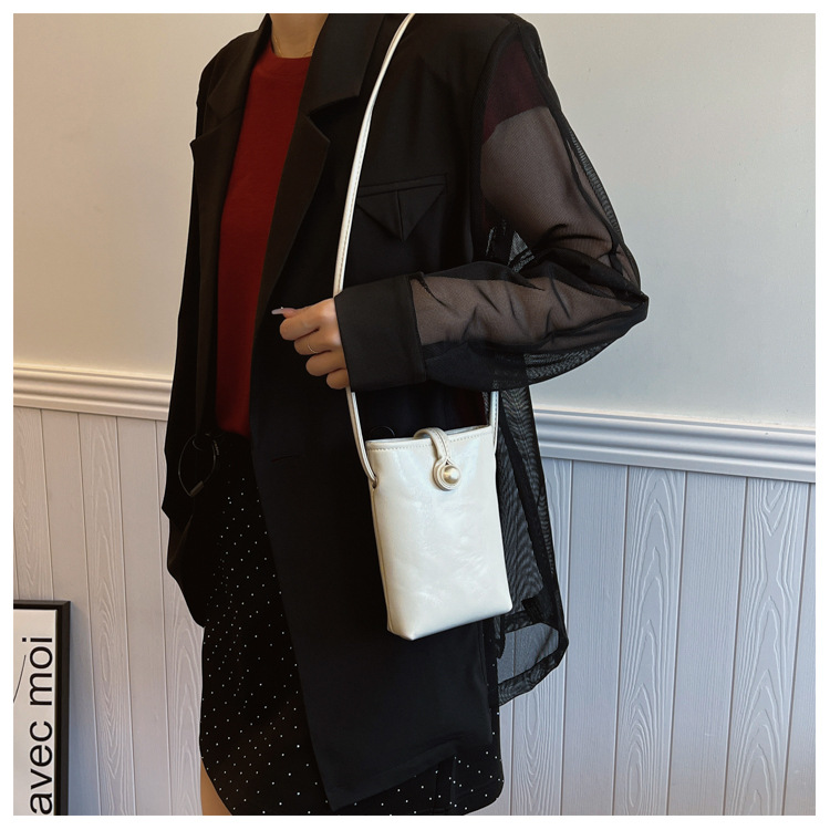 Geantă de umăr crossbody pentru telefon, nouă și versatilă, 2024, simplă și la modă, ușoară și casual, pentru mers pe jos_voghion.com