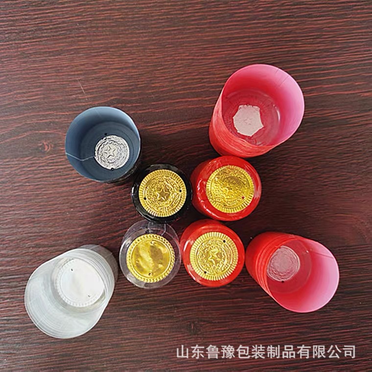 批发销售酒瓶胶帽 PVC热缩酒帽 透明热缩胶帽 橄榄油瓶胶帽