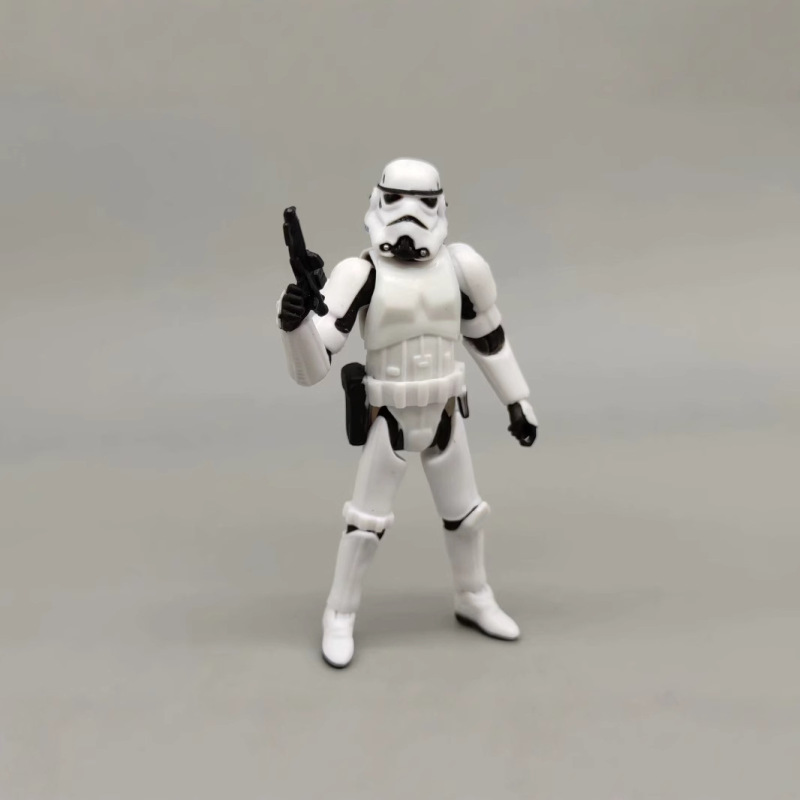 スターウォーズのユダの赤ちゃんのぬいぐるみの本物の布の服の白兵の黒い武士のマンダロ人のぬいぐるみのぬいぐるみの置物|undefined