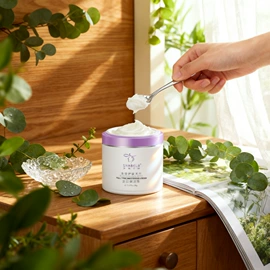 粉底液/膏;液态精华;洁面产品