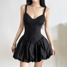 2025年夏季新品简约优雅深v露胸提花紧身低腰蓬蓬吊带连衣裙短裙