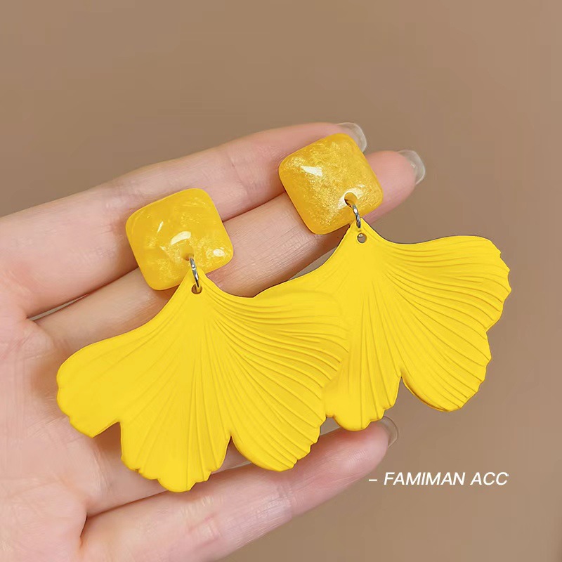 Q24 earrings