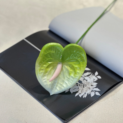 Single simulated flamingo palm, hand-feel anthurium, wedding decoration, artificial flower, photography, high-rise flower arrangement, artificial flower