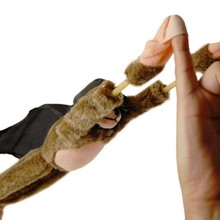 跨境新品 Flying Screaming Monkey 指套飞猴毛绒玩偶公仔
