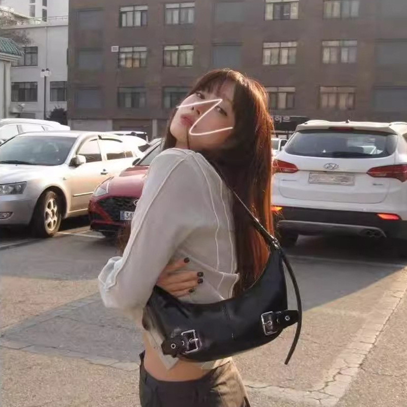 Korean Niche Designer High-End Crescent Bag Retro Belt Buckle Handbag Accessible Luxury Simple Shoulder Bag for Women