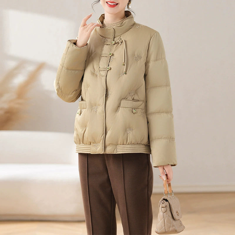Мать средних лет пуховик короткий национальный ветер пуховик большой размер женская одежда среднего и пожилого возраста зимняя теплая куртка