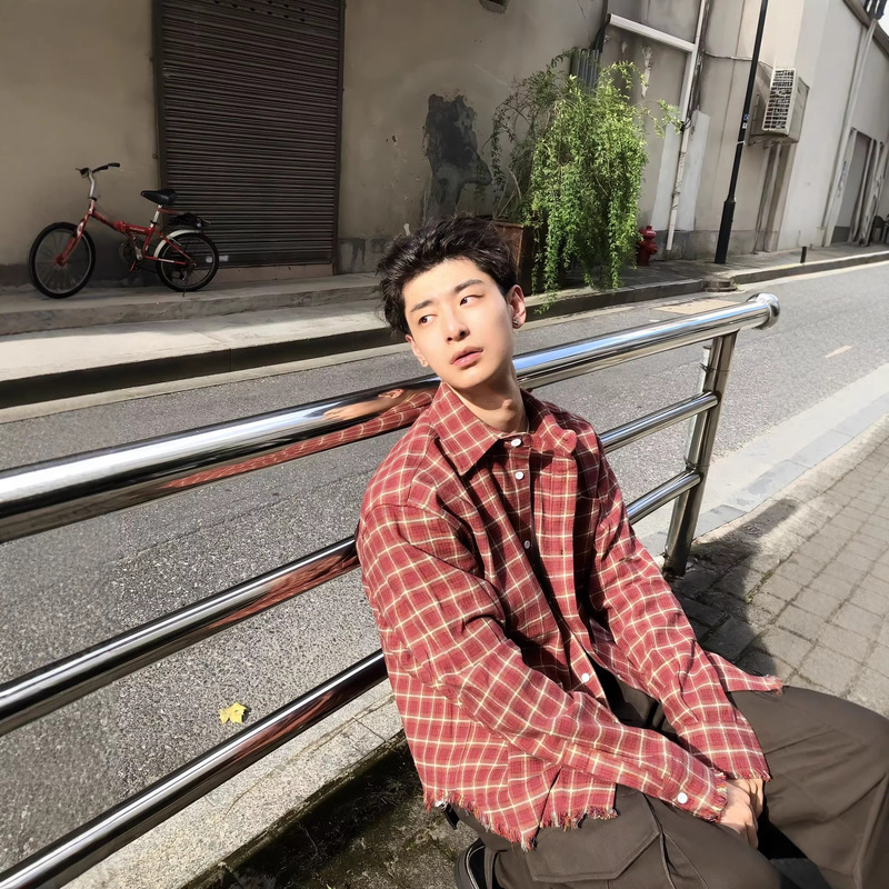 Korean "Twilight Red" Flannel Plaid Fringe Distressed Shirt Loose Cotton Plaid Long-Sleeve Jacket for Men and Women