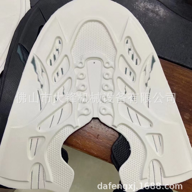 TPU�˶�ЬЬ���⳵�칤������ѹ3D���ͻ�Ь��3D���ͻ���Ь������