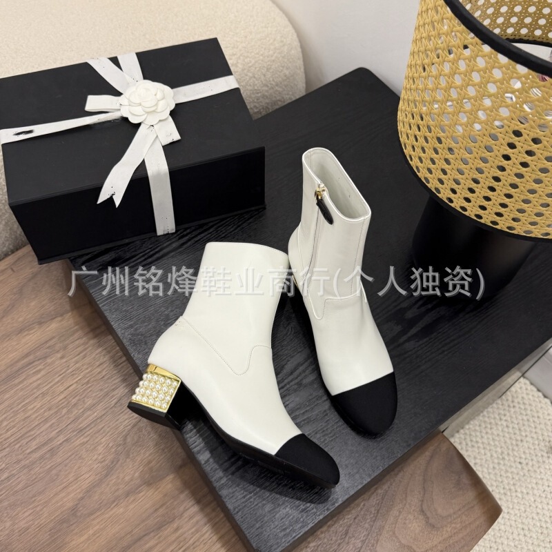小香风拼色时装短靴女2025秋冬新款杏色珍珠粗跟羊皮弹力瘦瘦靴子|undefined