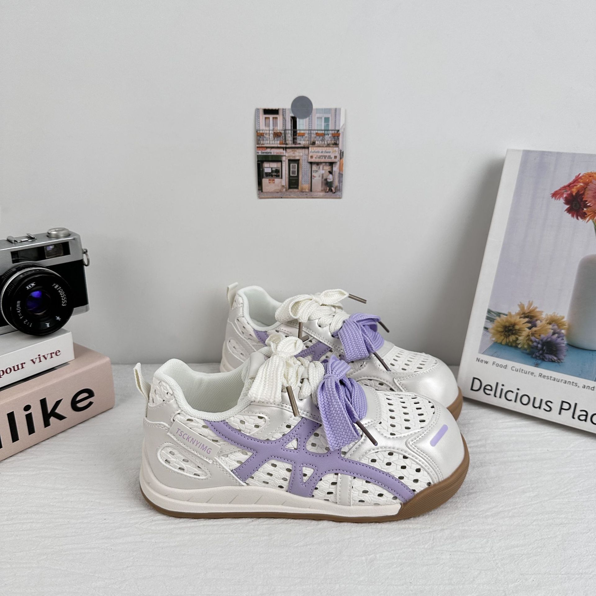 A9920 zapatos de pan para mujer 2025 nuevo estilo verano delgado malla hueca transpirable zapatos de entrenamiento alemán ins zapatos con agujeros de todo fósforo