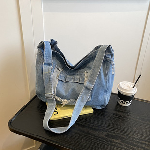 Denim Washed Brushed Tassel Messenger Bag Large Capacity Flip Zipper Crossbody Student Bag Casual Bag Shoulder Bag for Women