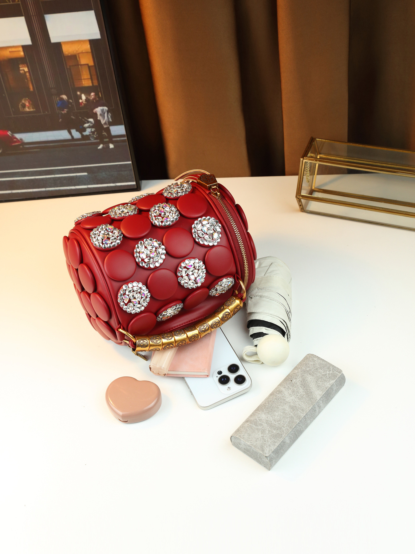 Damen Handtasche Im Retro Stil Mit Punkten Und Strassbesatz_voghion.com