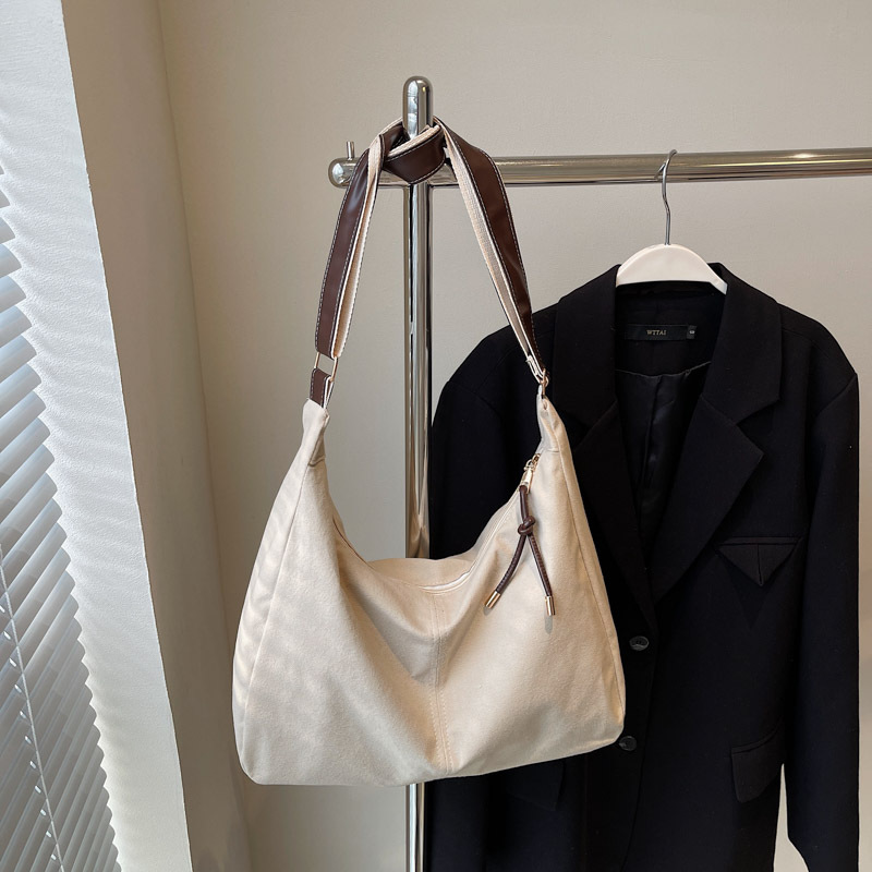 Bolso retro de gran capacidad para mujer 2024 otoño fresco casual moda simple bandolera casual tote bandolera