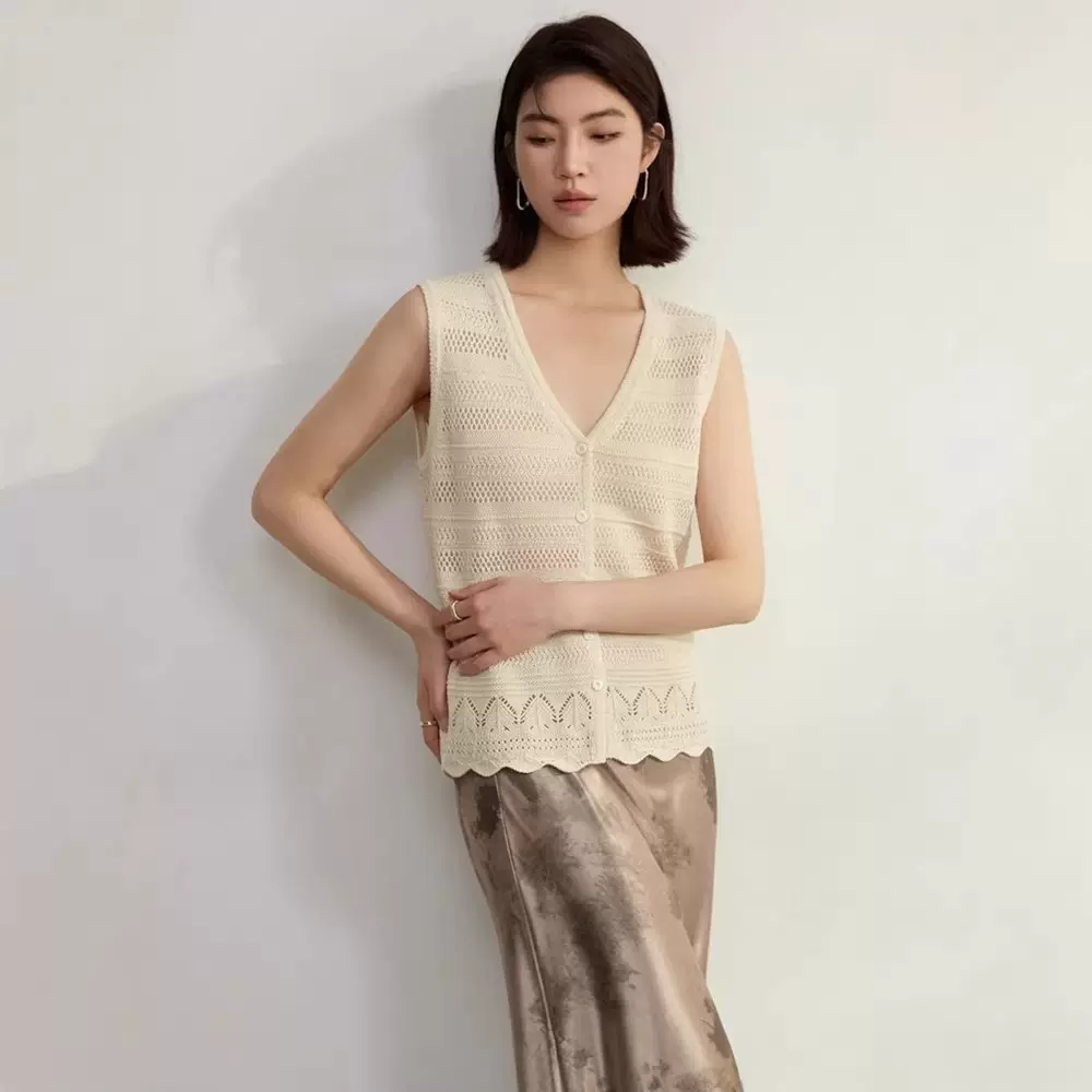 桑蚕丝和纸镂空v领针织马甲背心26春季新款女装中式叠穿提花上衣