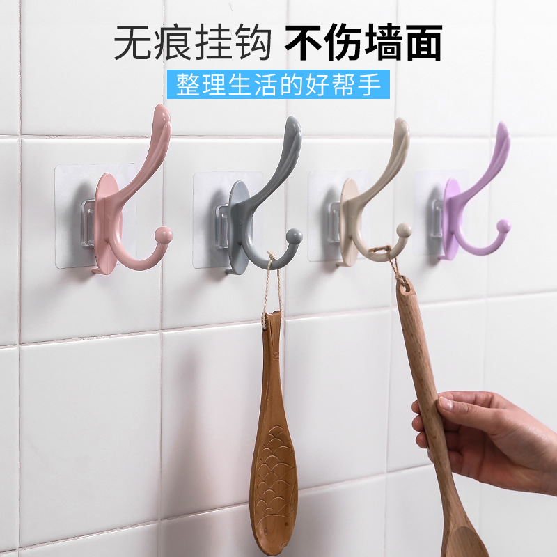 Punch-libre gancho pegajoso baño toalla gancho dormitorio baño pared ropa colgante plástico abrigo gancho detrás de la puerta