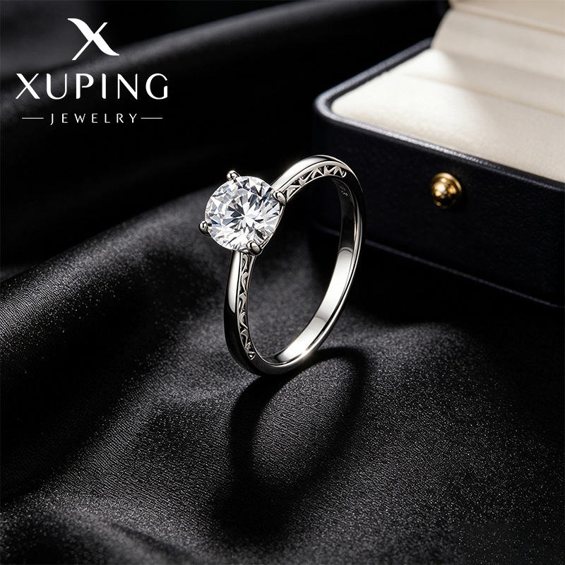 Xuping gemas artificiales anillo de bodas damas aleación de cobre chapado blanco simple moda anillo diario al por mayor