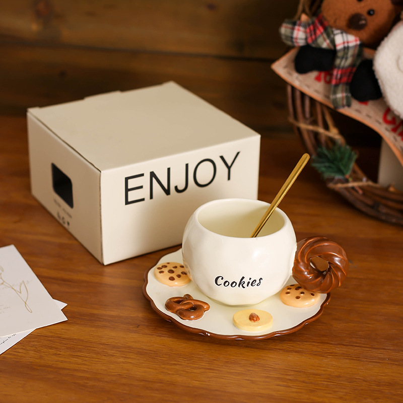 Nordecoins crema de cerámica taza de café plato de alta sensación de diseño creativo taza de café caja de regalo al por mayor
