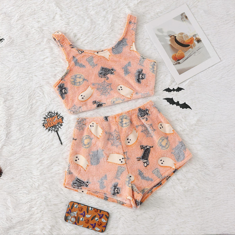 European and American Flannel Pajamas for Women, Autumn and Winter Halloween Quirky Pumpkin Ghost Camisole Shorts, Luminous Loungewear European and American Flannel Pajamas for Women, Autumn and Winter Halloween Quirky Pumpkin Ghost Camisole Shorts, Luminous Loungewear