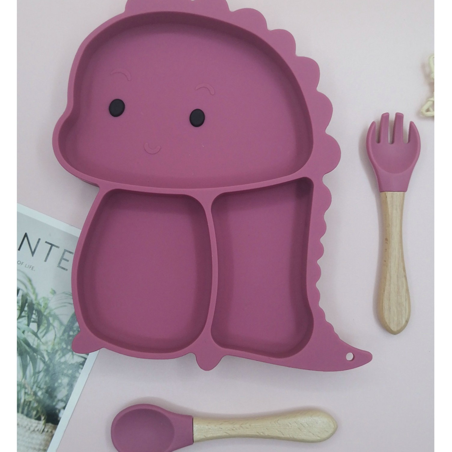 Wintai integrado bebé Placa de silicona traje de suplemento alimenticio para niños tazón cuchara bebé rejilla placa resistente a la caída lechón vajilla