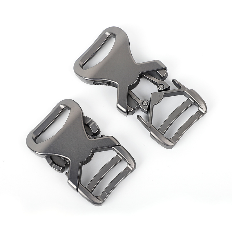 Fábrica al por mayor fuerte tensión hebilla de aleación de zinc collar de mascota accesorios de cinta 15-25mm hebilla de metal