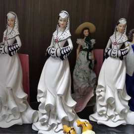 源头厂家定制高档树脂工艺品摆件天使女孩潮玩手办公仔定做加工