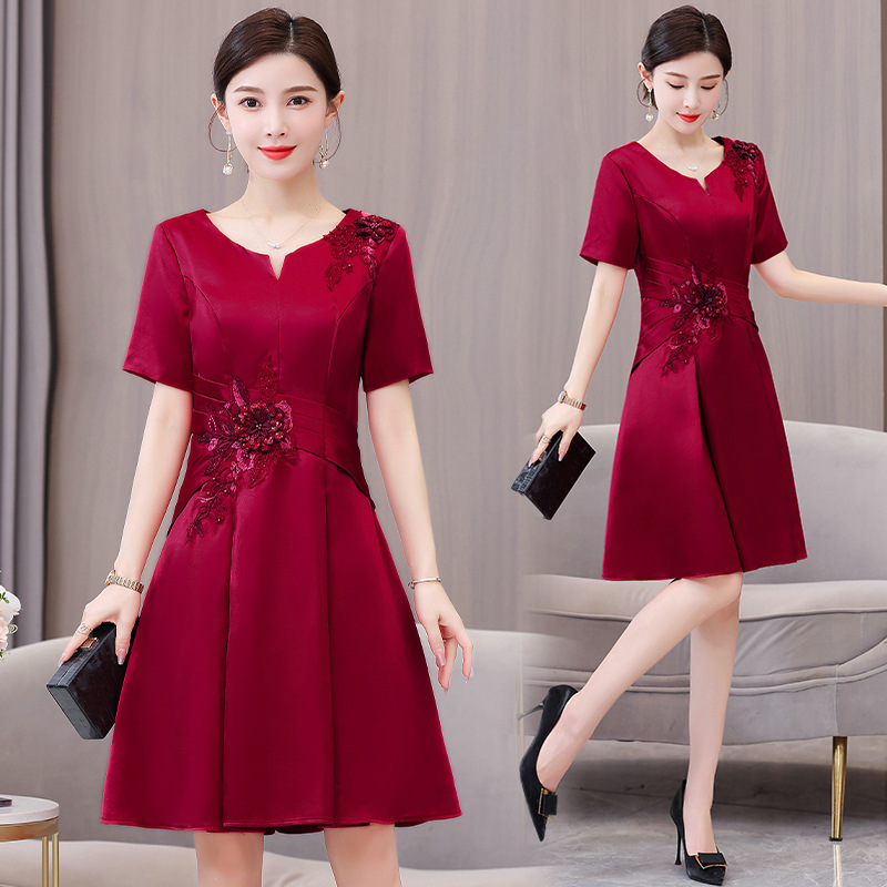 2025 Summer Evening Dress Dress Female Young Red Happy Mother-in-law Wedding Dress for Wedding 2025 Summer Evening Dress Dress Female Young Red Happy Mother-in-law Wedding Dress for Wedding