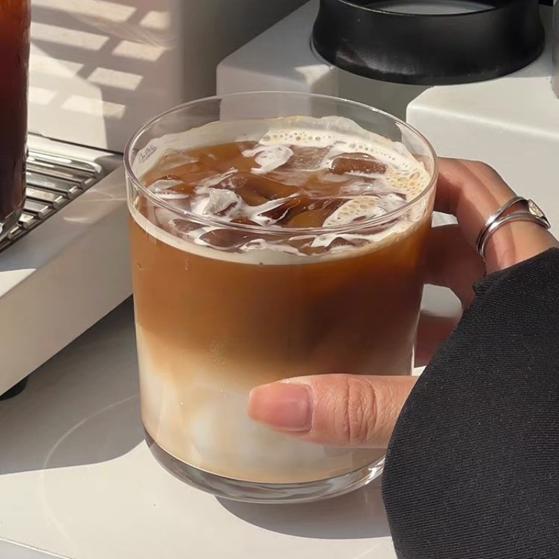 Taza de vidrio simple Taza de leche Taza de agua de burbujas Taza de jugo de viento ins Taza de bebida fría Taza de café de hielo con leche americana