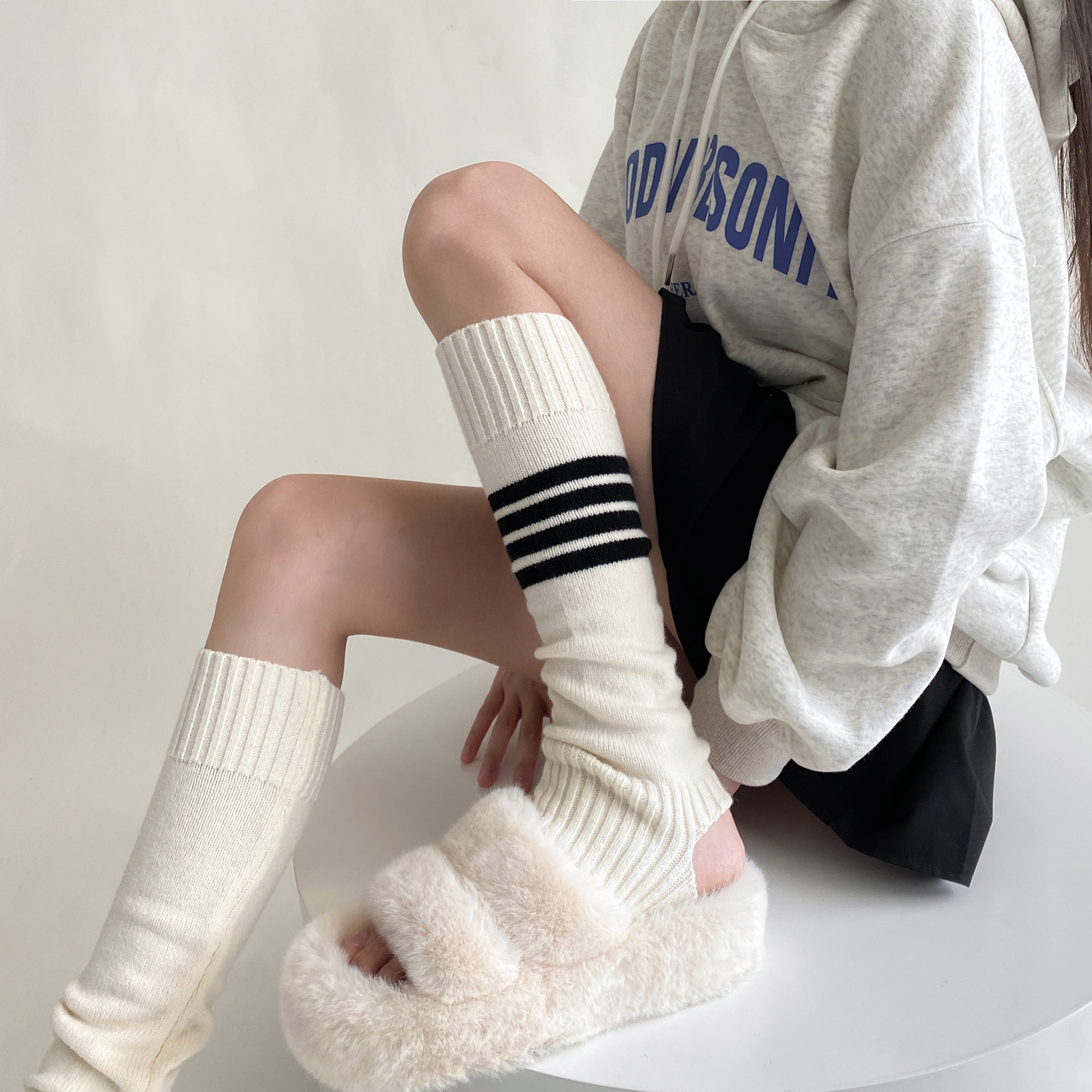 23 Autumn And Winter Show TBSocks Knitted Four-bar Slim Warm Temperament Pile Stepping Leg Covery Sleeves Korean Style